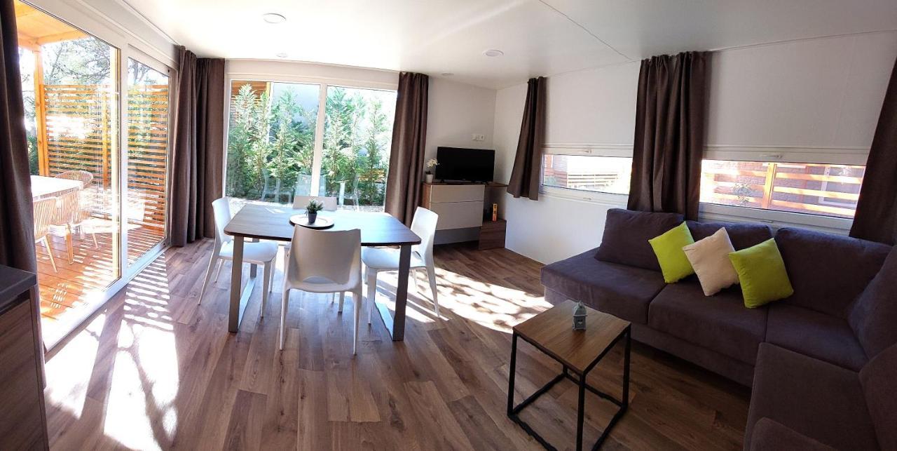 Amadria Park Camping Trogir - Mobile Homes Seget Vranjica Exterior photo