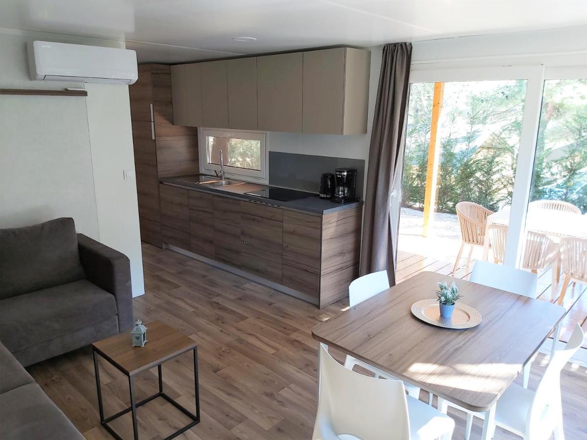 Amadria Park Camping Trogir - Mobile Homes Seget Vranjica Exterior photo