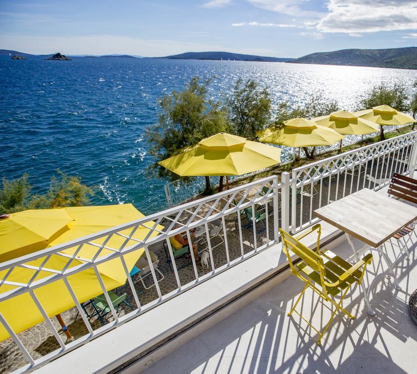 Amadria Park Camping Trogir - Mobile Homes Seget Vranjica Exterior photo