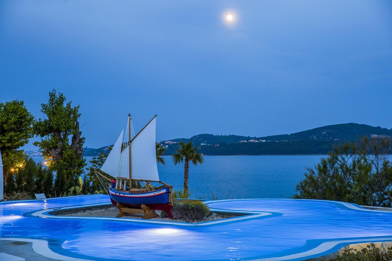 Amadria Park Camping Trogir - Mobile Homes Seget Vranjica Exterior photo