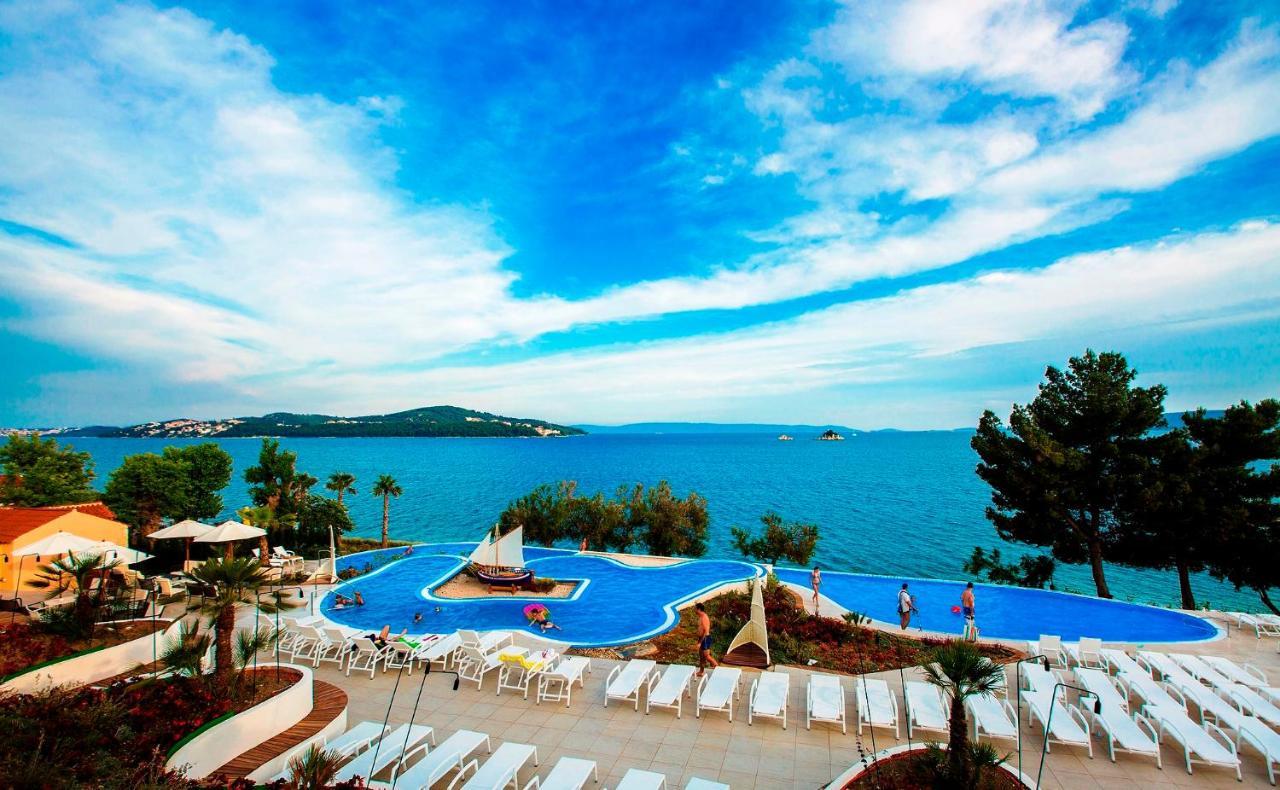 Amadria Park Camping Trogir - Mobile Homes Seget Vranjica Exterior photo