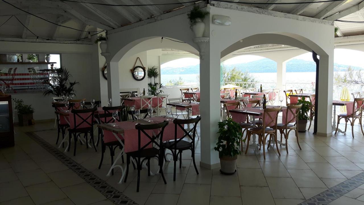 Amadria Park Camping Trogir - Mobile Homes Seget Vranjica Exterior photo